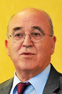 Photo of Bernard Poignant