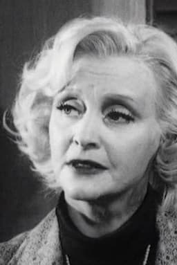 Photo of Hélène Surgère