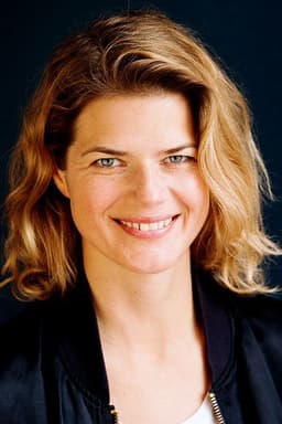 Photo of Annekathrin Bach