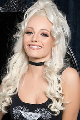 Photo of Ria Rose