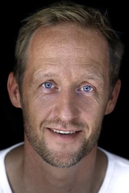 Photo of Stephan Kampwirth