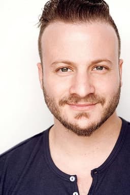 Photo of Josh Fingerhut