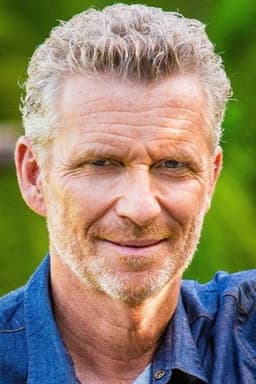 Photo of Denis Brogniart