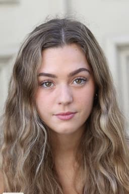 Photo of Chloe Lang