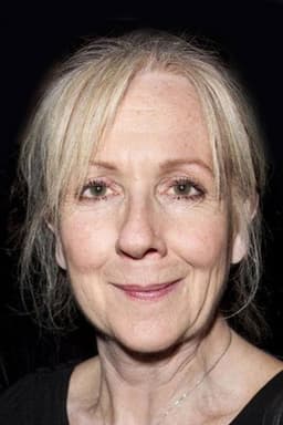 Photo of Liz Crowther