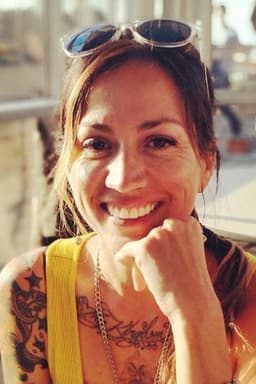 Photo of Sarah Luna
