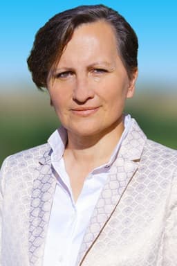 Photo of Laurence Vanceunebrock-Mialon