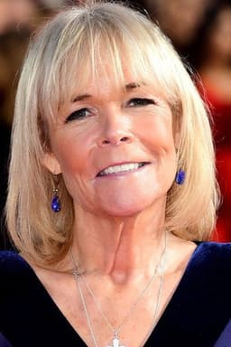 Photo of Linda Robson