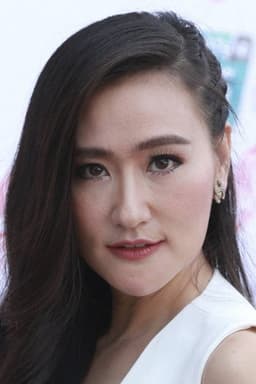 Photo of Rungrawee Barijindakul