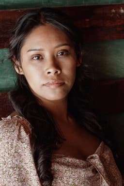Photo of Nayeli Hernandez