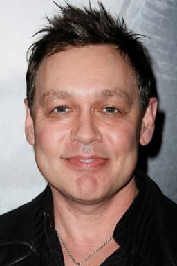 Photo of Doug Hutchison