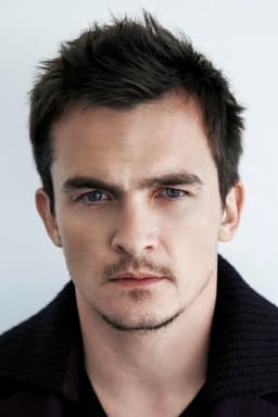 Photo of Rupert Friend