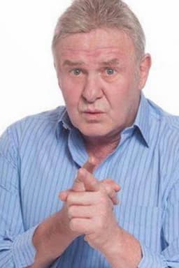 Photo of Leon Schuster