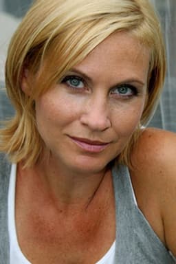 Photo of Simone Heher