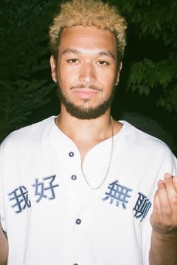 Photo of Andrew Hans