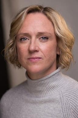 Photo of Lesley Hart