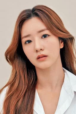 Photo of Yoon Bo-mi