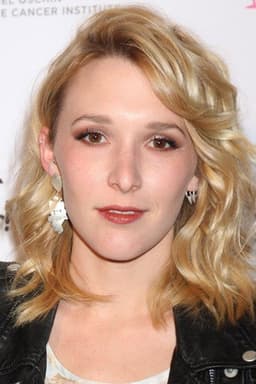 Photo of Madelyn Deutch