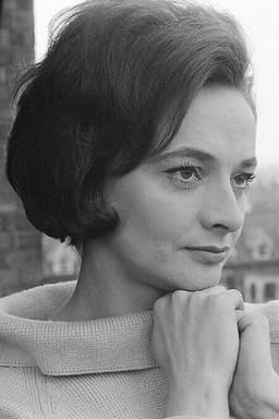 Photo of Jacqueline Hill