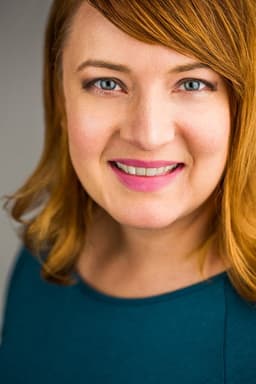 Photo of Rebecca Hanson