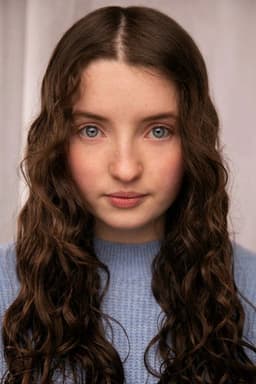Photo of Lucy Halliday