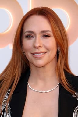 Photo of Jennifer Love Hewitt