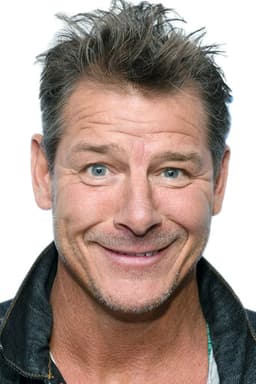Photo of Ty Pennington