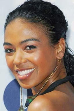 Photo of Ananda Lewis