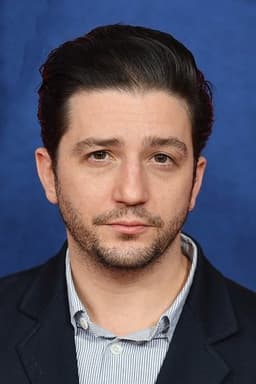 Photo of John Magaro