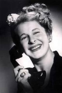 Photo of Gwen Plumb