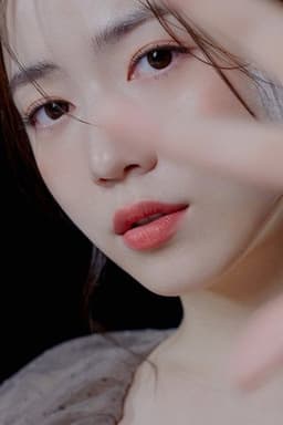 Photo of Ryu Hwa-young