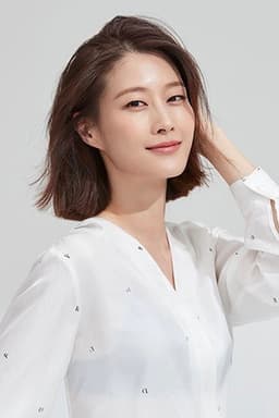 Photo of Lee Hyun-yi