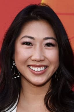 Photo of Shannon Dang