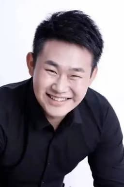 Photo of Qi Bin