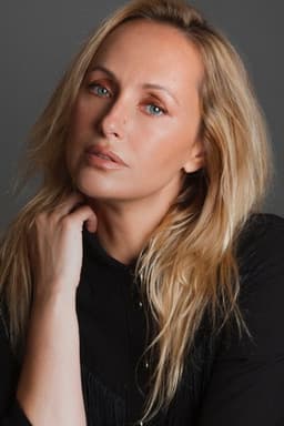 Photo of Marisa Cruz