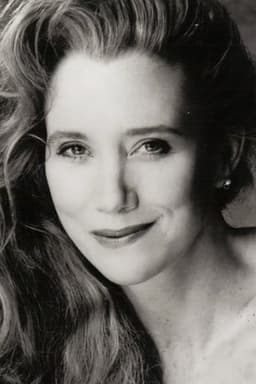 Photo of Sally Kirkland