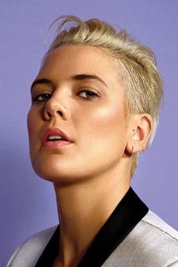 Photo of Betty Who