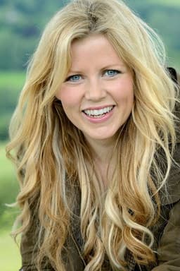 Photo of Ellie Harrison