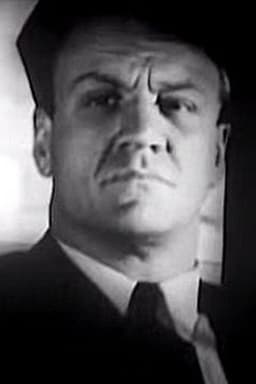Photo of Lyle Latell