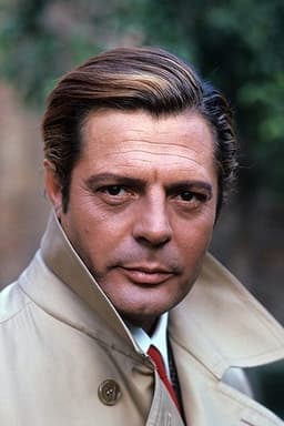 Photo of Marcello Mastroianni