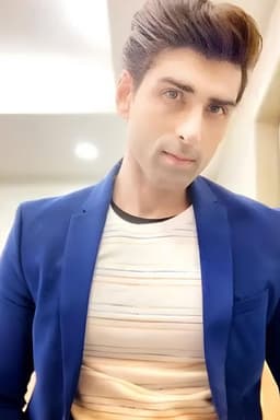 Photo of Akshay Dogra