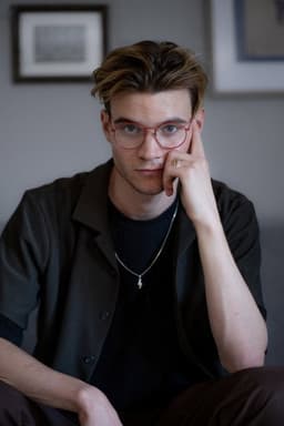 Photo of Felix Clayton