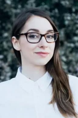 Photo of Melanie Recker