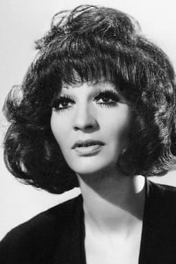 Photo of Ayfer Feray