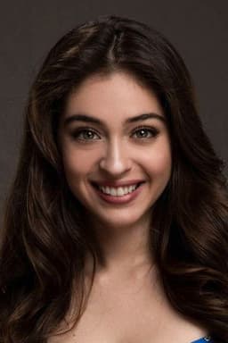 Photo of Cemre Baysel