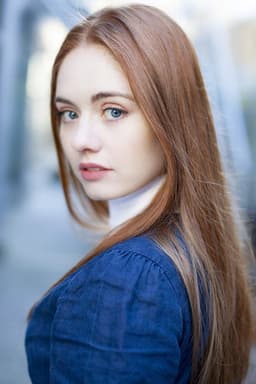 Photo of Brenna Llewellyn