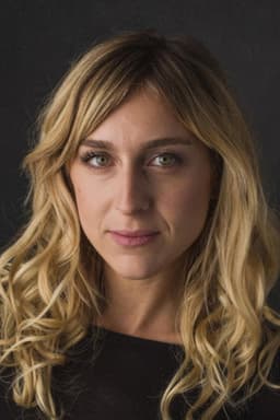 Photo of Lexie Roth