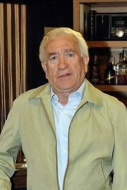 Photo of Cesáreo Estébanez