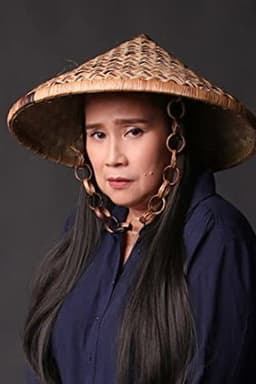 Photo of Liz Alindogan