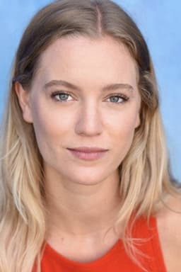 Photo of Sarah Rich